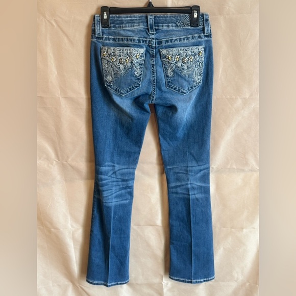 Miss Me Denim Boot Cut Jeans with Embroidered Details - Picture 4 of 6